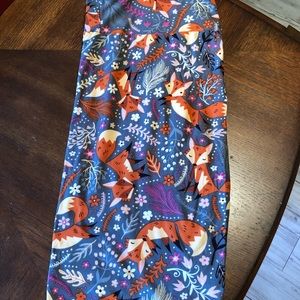 Lularoe Holiday/Winter Leggings - TC